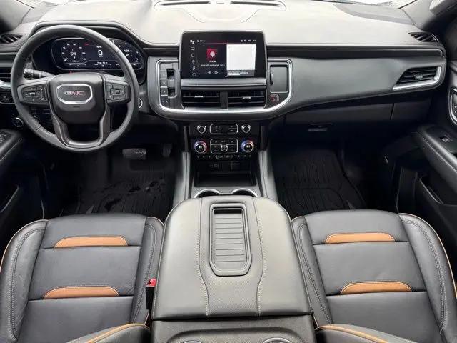 2024 GMC Yukon 4WD AT4