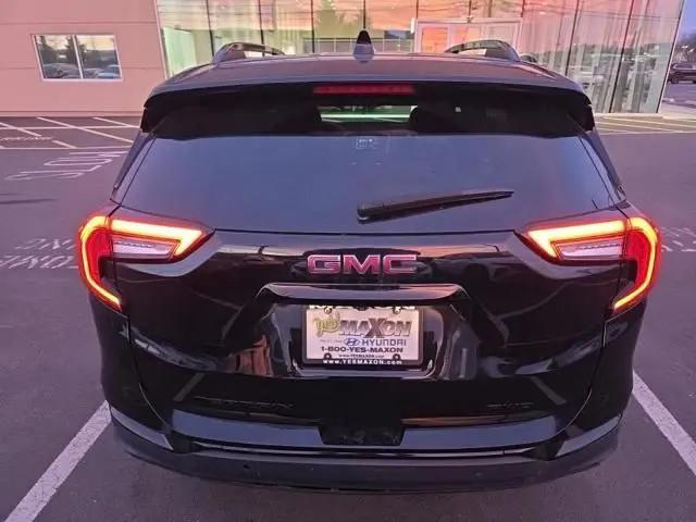 2022 GMC Terrain AWD SLT