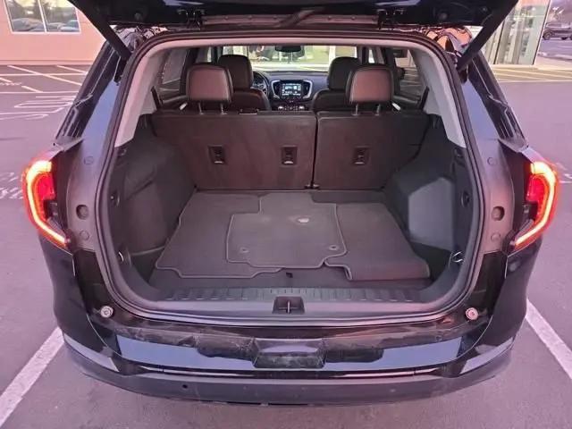 2022 GMC Terrain AWD SLT