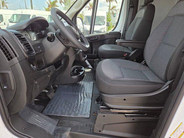 2026 Ram ProMaster Cargo Van Tradesman High Roof 136" WB w/Pass Seat