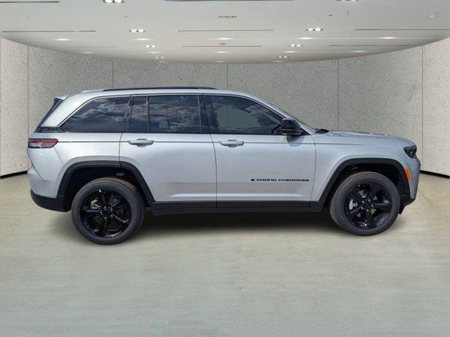 2026 Jeep Grand Cherokee Limited 4x2