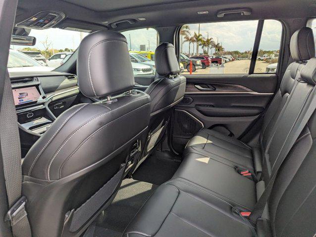 2026 Jeep Grand Cherokee Limited 4x2