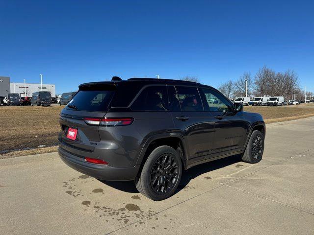 2026 Jeep Grand Cherokee Summit 4x4