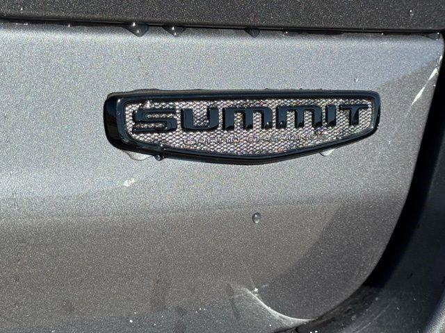 2026 Jeep Grand Cherokee Summit 4x4