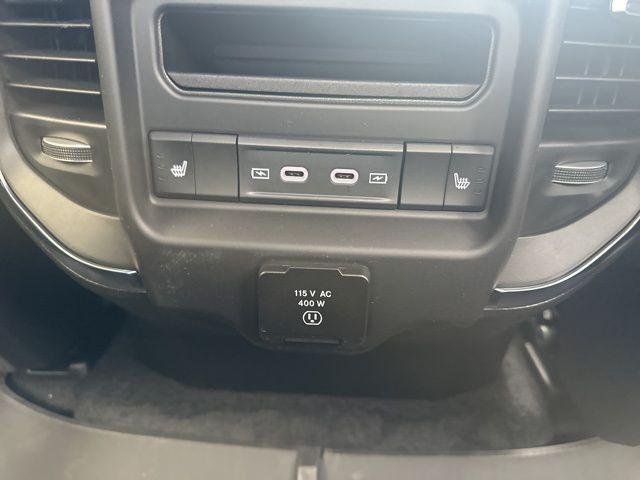 2026 Ram 1500 Laramie Crew Cab 4x4 57 Box