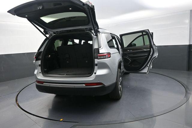 2026 Jeep Grand Cherokee L Limited 4x4