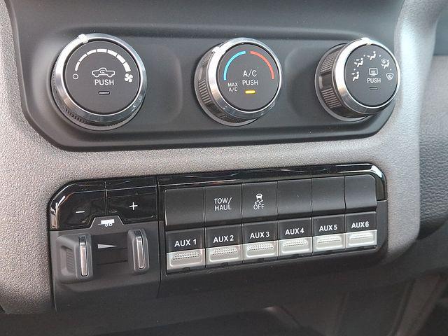 2024 Ram 2500 Tradesman Regular Cab 4x4 8' Box