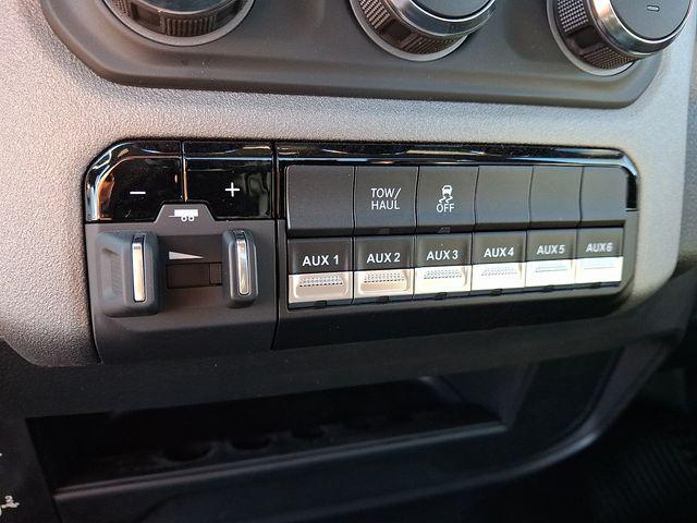 2024 Ram 2500 Tradesman Regular Cab 4x4 8' Box