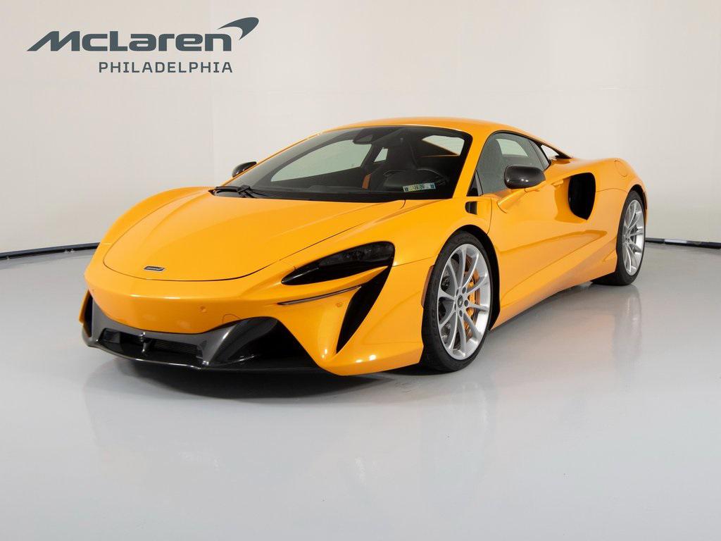 /2023 Mclaren Artura
