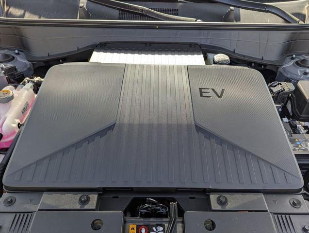 2025 Hyundai Kona EV SEL