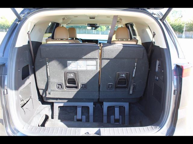 2024 Kia Carnival MPV EX
