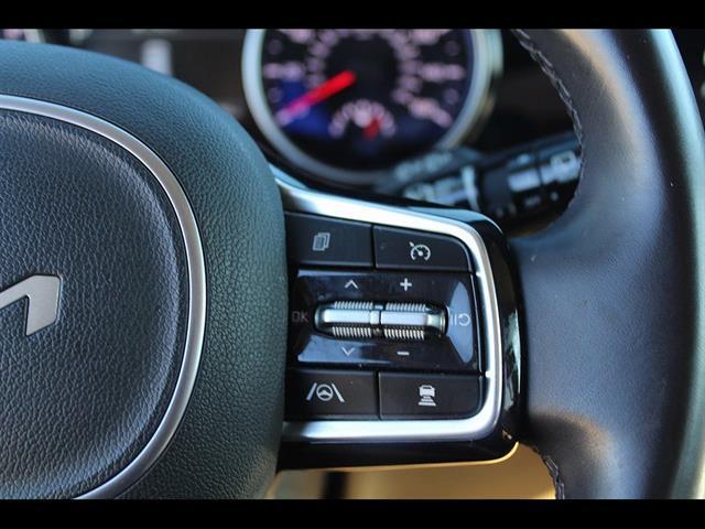 2024 Kia Carnival MPV EX
