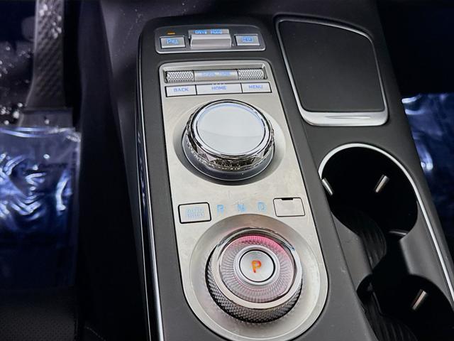 2025 Genesis GV70 2.5T AWD