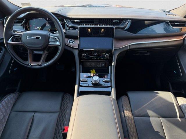 2023 Jeep Grand Cherokee Summit