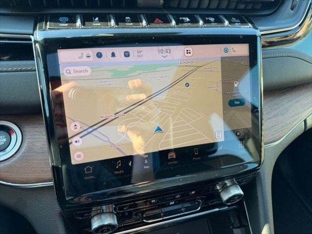 2023 Jeep Grand Cherokee Summit