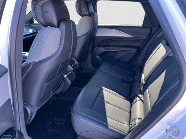 2024 Cadillac iQ Tech w/1SA