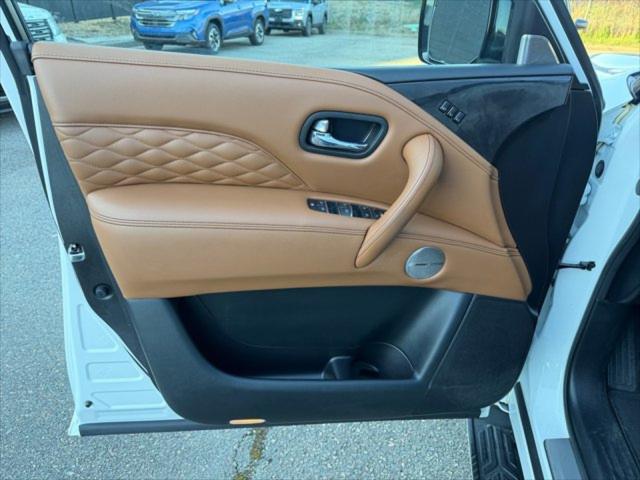 2024 INFINITI QX80 SENSORY AWD