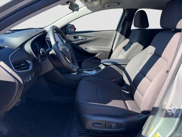 2024 Chevrolet Malibu FWD RS