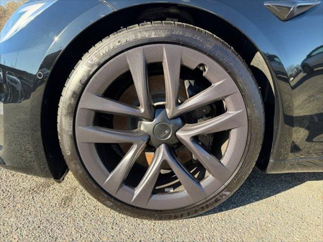 2021 Tesla Model S Plaid Tri Motor All-Wheel Drive