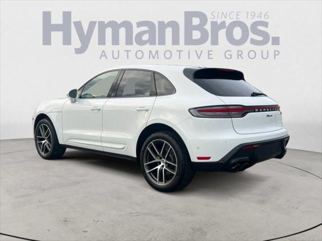 2022 Porsche Macan Premium Plus, 20 Wheels