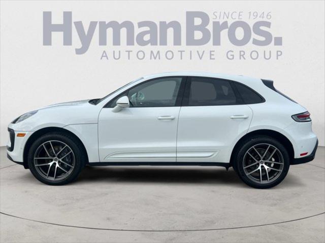2022 Porsche Macan Premium Plus, 20 Wheels