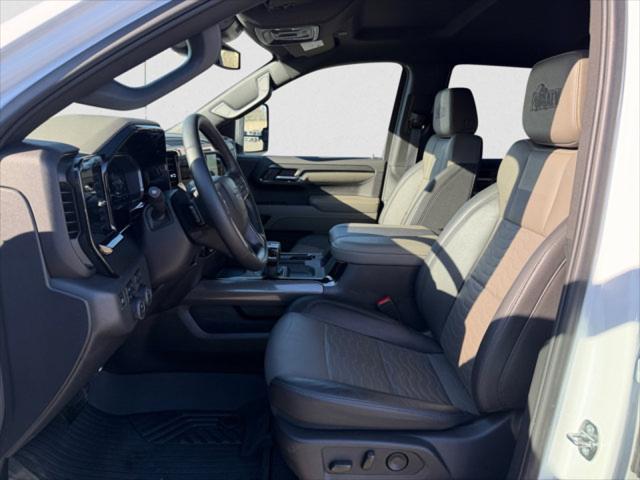 2024 Chevrolet Silverado 1500 4WD Crew Cab Short Bed ZR2