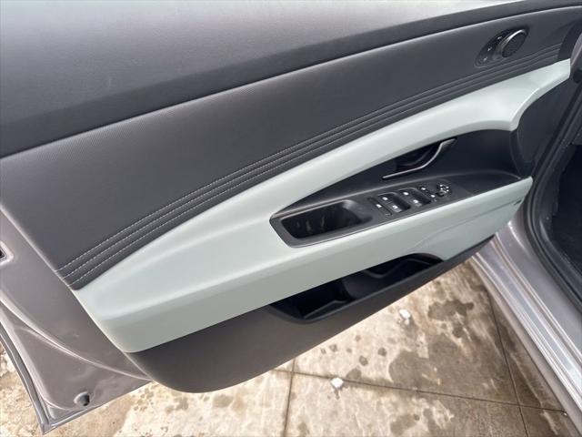 2026 Hyundai Elantra Hybrid Limited