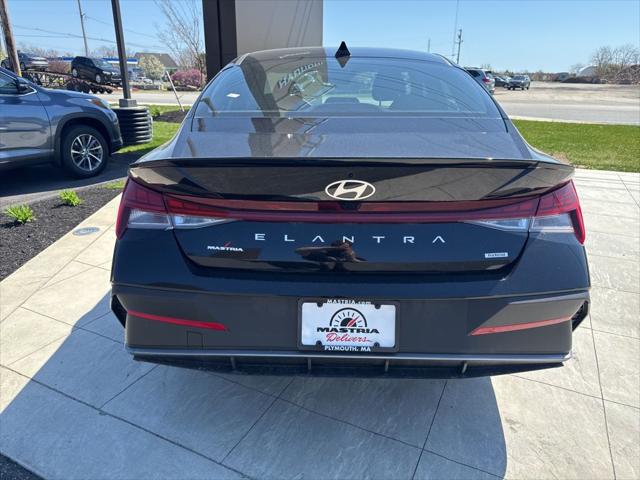 2026 Hyundai Elantra Hybrid SEL Sport