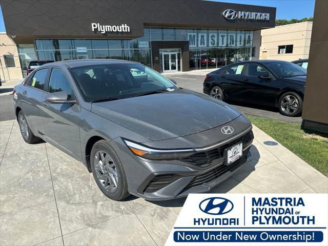 2026 Hyundai Elantra Hybrid Blue for sale in PLYMOUTH, MA