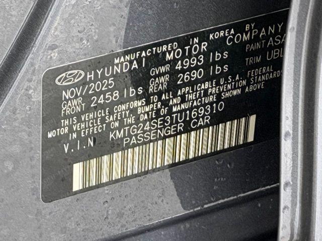 2026 Genesis G70 3.3T Prestige Graphite