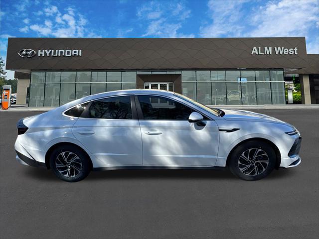 2026 Hyundai Sonata Hybrid Blue