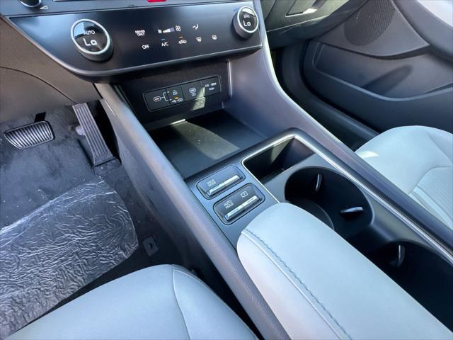 2026 Hyundai Sonata Hybrid Blue