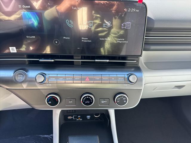 2026 Hyundai Kona SE