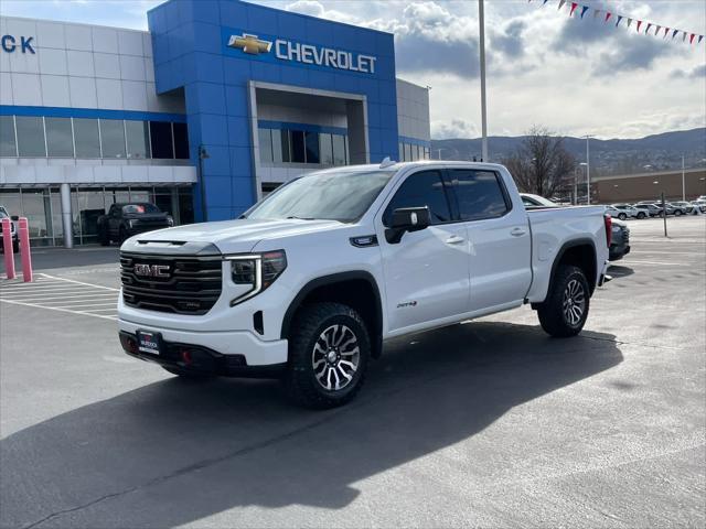 2023 GMC Sierra 1500 4WD Crew Cab Short Box AT4