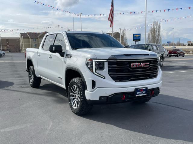 2023 GMC Sierra 1500 4WD Crew Cab Short Box AT4