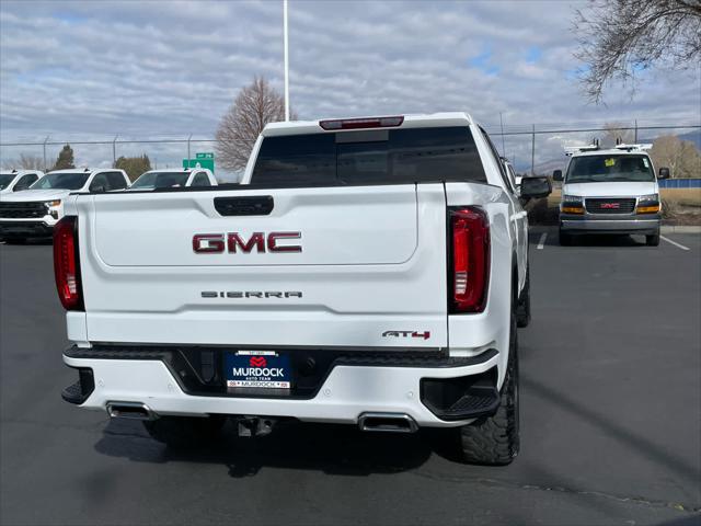 2023 GMC Sierra 1500 4WD Crew Cab Short Box AT4