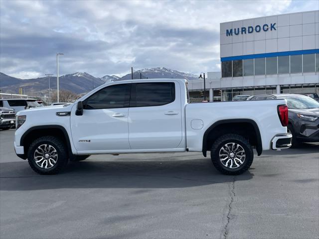 2023 GMC Sierra 1500 4WD Crew Cab Short Box AT4