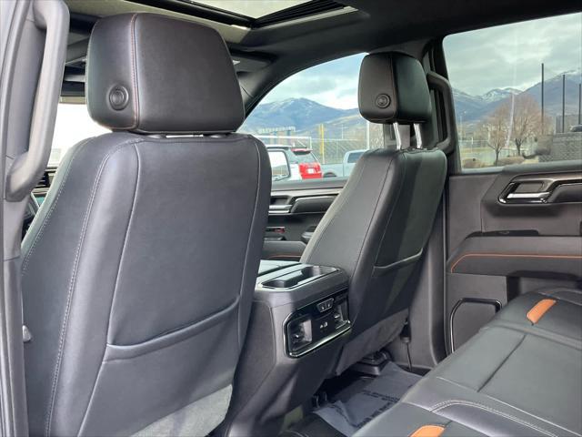 2023 GMC Sierra 1500 4WD Crew Cab Short Box AT4