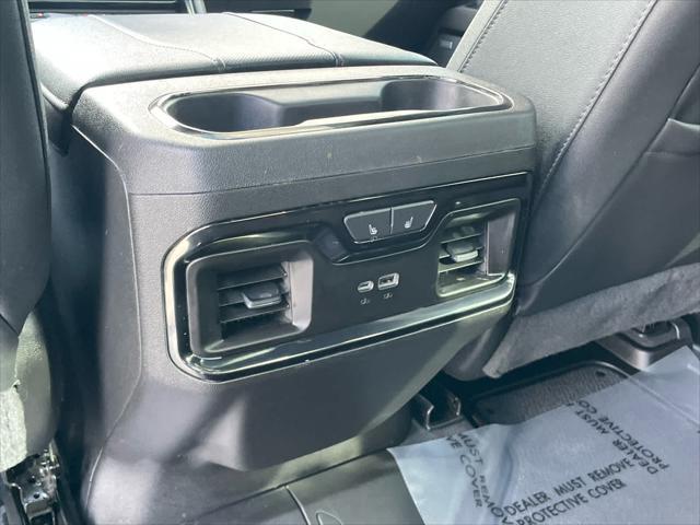 2023 GMC Sierra 1500 4WD Crew Cab Short Box AT4