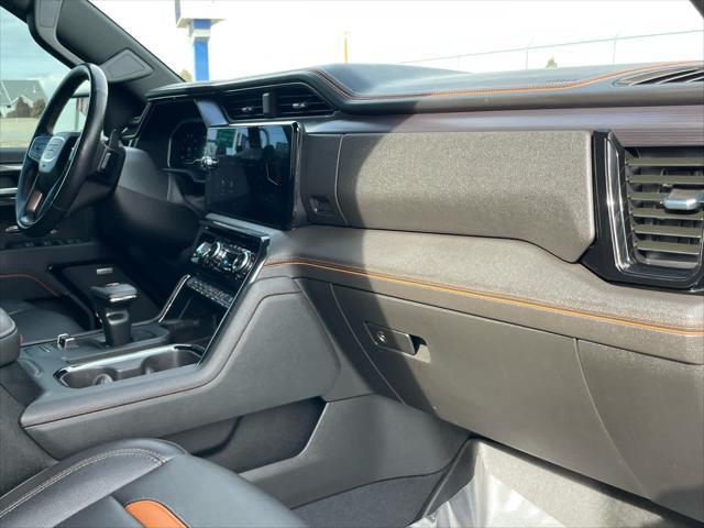 2023 GMC Sierra 1500 4WD Crew Cab Short Box AT4