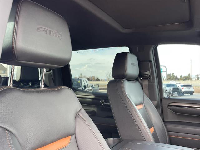 2023 GMC Sierra 1500 4WD Crew Cab Short Box AT4