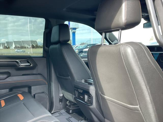 2023 GMC Sierra 1500 4WD Crew Cab Short Box AT4
