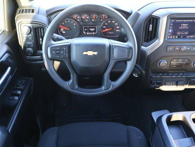 2025 Chevrolet Silverado 1500 4WD Crew Cab Short Bed Custom