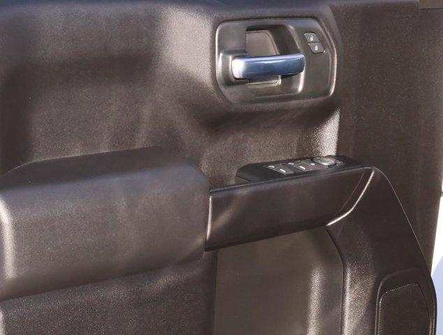 2025 Chevrolet Silverado 1500 4WD Crew Cab Short Bed Custom