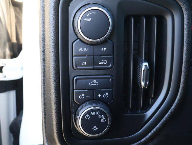2025 Chevrolet Silverado 1500 4WD Crew Cab Short Bed Custom