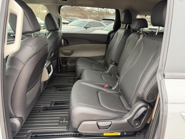 2026 Kia Carnival MPV EX