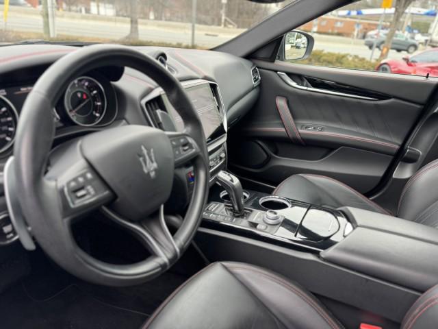 2022 Maserati Ghibli Modena Q4