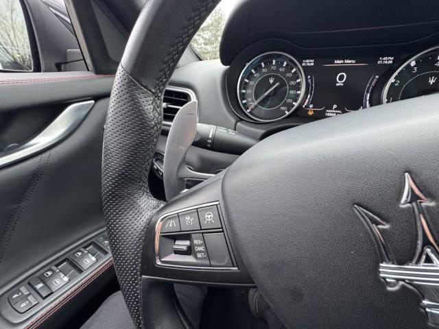 2022 Maserati Ghibli Modena Q4
