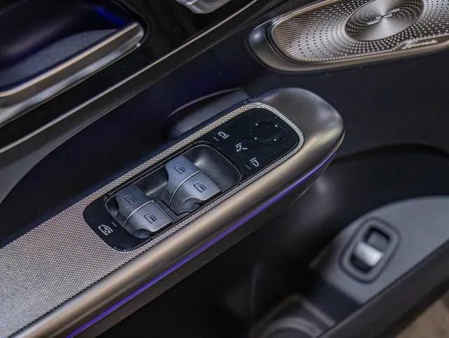 2026 Mercedes-Benz GLC 4MATIC