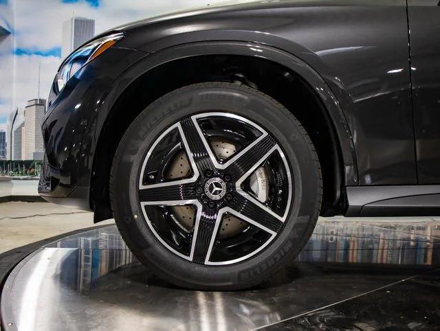 2026 Mercedes-Benz GLC 4MATIC